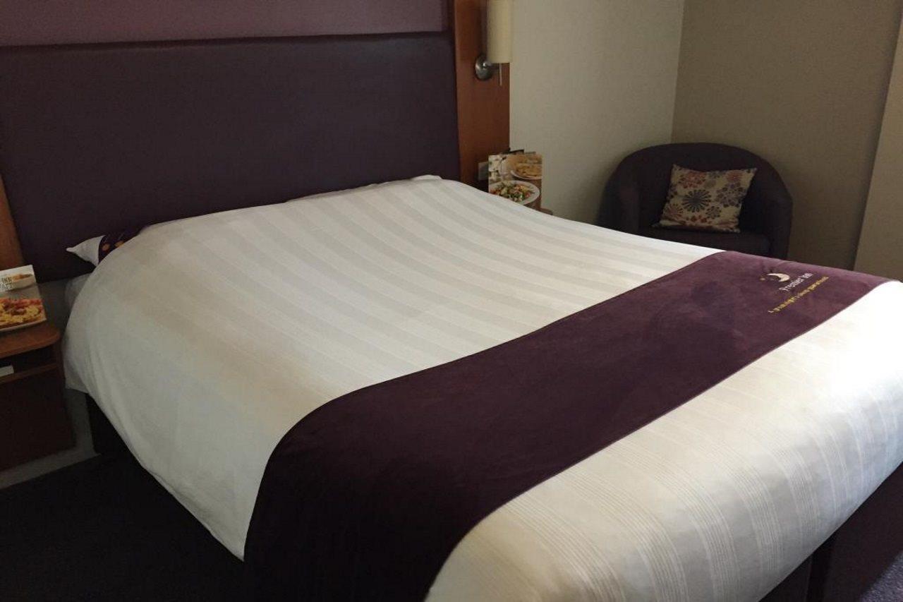 Premier Inn Brentwood Exteriör bild