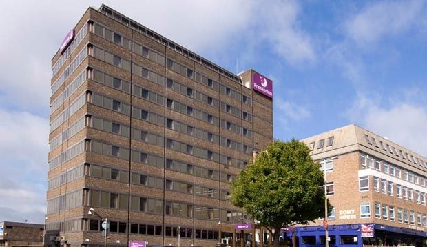 Premier Inn Brentwood Exteriör bild